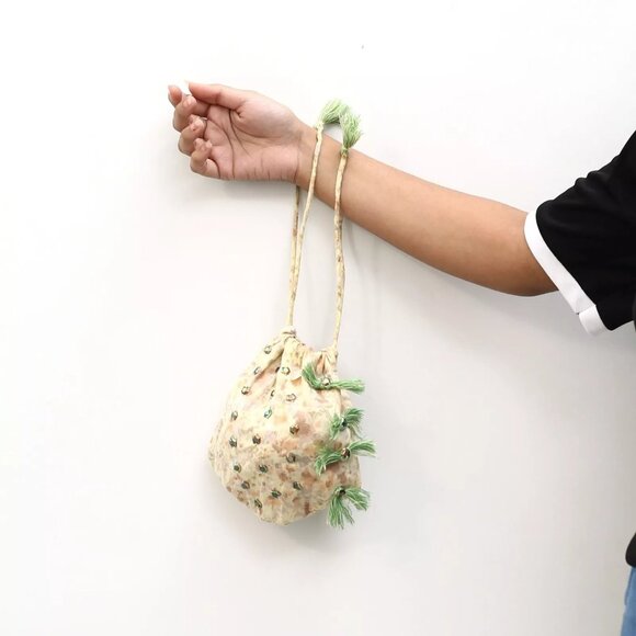 White Chocolate Mini Pouch Storage Cosmetic Bag Drawstring Sequin Printed Cotton - Picture 2 of 3